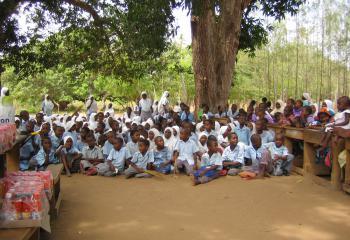 Chongolo Primary School Group - Kenia
